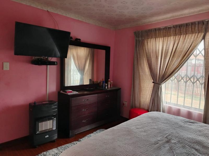 3 Bedroom Property for Sale in Pinehaven Free State